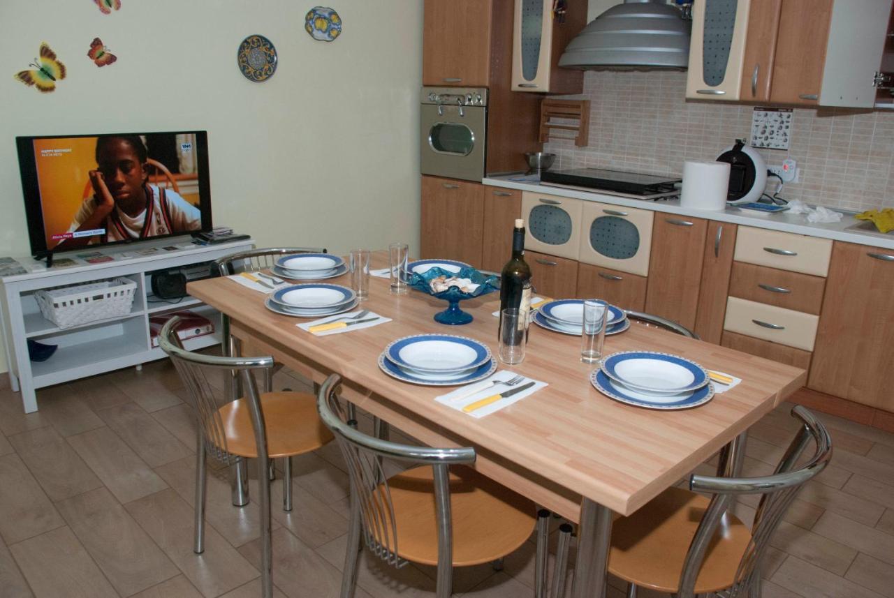 Casa Vacanza Zina Catania Exteriör bild